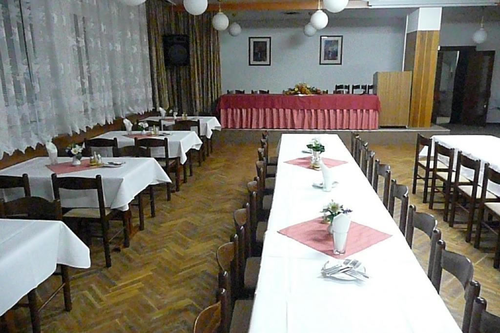Hotel Slunce 하블리치쿠프브로트 외부 사진