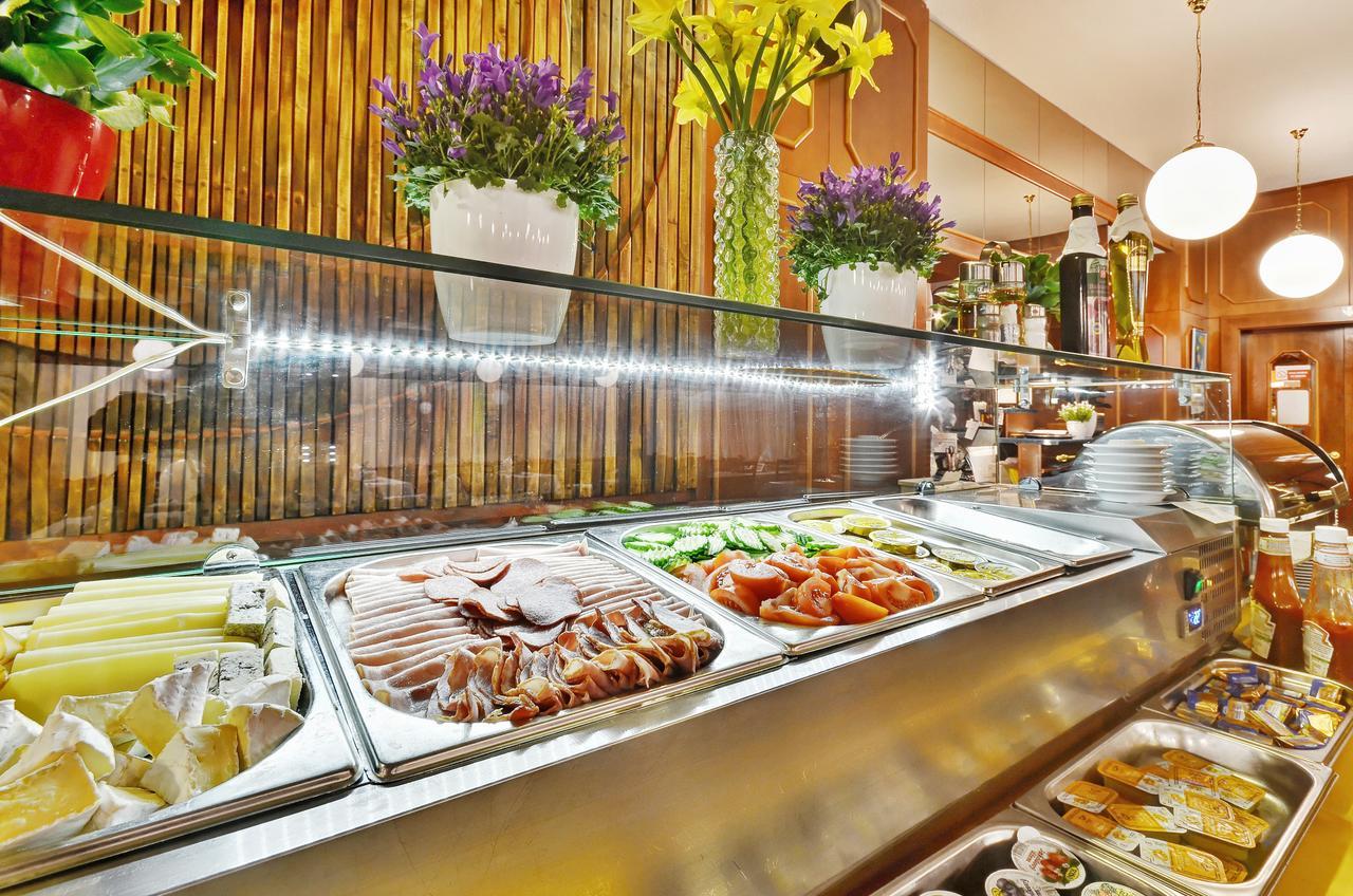 Hotel Slunce 하블리치쿠프브로트 외부 사진