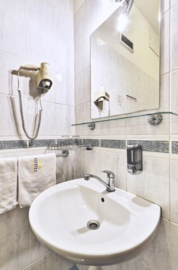 Hotel Slunce 하블리치쿠프브로트 외부 사진